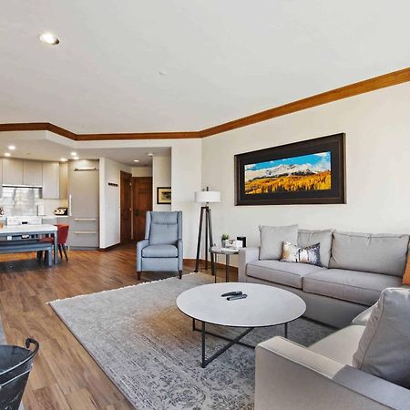 Highlands Lodge 301 By East West Hospitality Beaver Creek Exteriér fotografie