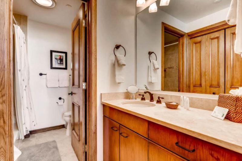 Highlands Lodge 301 By East West Hospitality Beaver Creek Exteriér fotografie